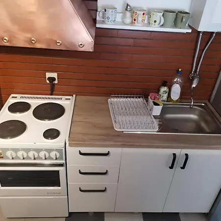 Nov U Mirnoj Ulici U Centru Beograda アパート ベオグラード